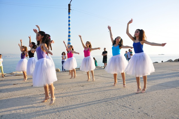 International Dance Day Festival